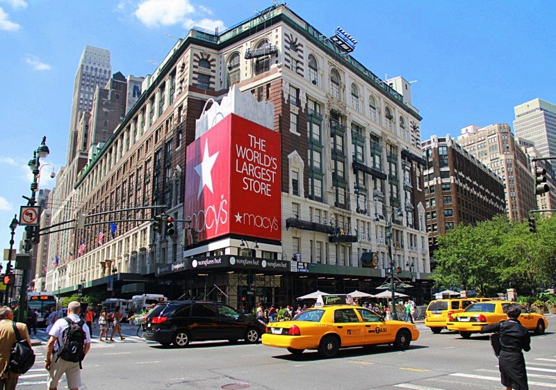 The-department-store-recently-announced-that-they-are-focusing-on-sending-push-notifications-outside-of-the-Macy's-app